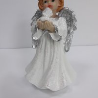 Бяло и сребристо -  Ангел изправен с гълъб - Модел А, снимка 5 - Статуетки - 37925726