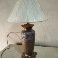 Стара настолна лампа, снимка 1 - Настолни лампи - 43849715