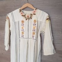Дамска автентична бродирана риза за носия, снимка 3 - Антикварни и старинни предмети - 33666327
