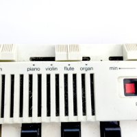 Casio Casiotone M-10 (1980) - ретро рядка преносима клавиатура, снимка 6 - Синтезатори - 40620719