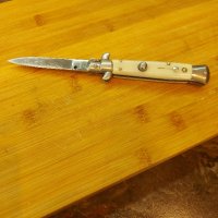 автоматичен италиански нож в много добро състояние, снимка 1 - Ножове - 42946930