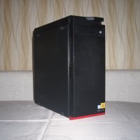 Кутия за компютър, снимка 2 - Захранвания и кутии - 42713352