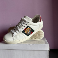 Gucci Ace Tiger, снимка 1 - Ежедневни обувки - 44899166