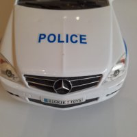 Радио управляема полиция, снимка 7 - Електрически играчки - 37740907