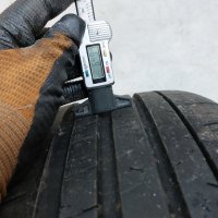 2 бр.летни гуми Michelin 225 40 18 dot 0217 Цената е за брой!, снимка 3 - Гуми и джанти - 44042509