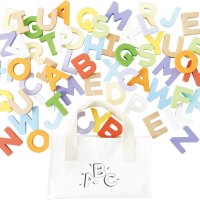 Le Toy Van Дървени букви в чанта - образователна игра за деца, снимка 1 - Образователни игри - 43117482