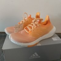 adidas UltraBoost 22 'Flash Orange - страхотни дамски маратонки НОВИ, снимка 2 - Маратонки - 43048903