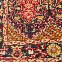 автентичен персийски килим Пиленца 210/129см., снимка 4 - Килими - 43491154
