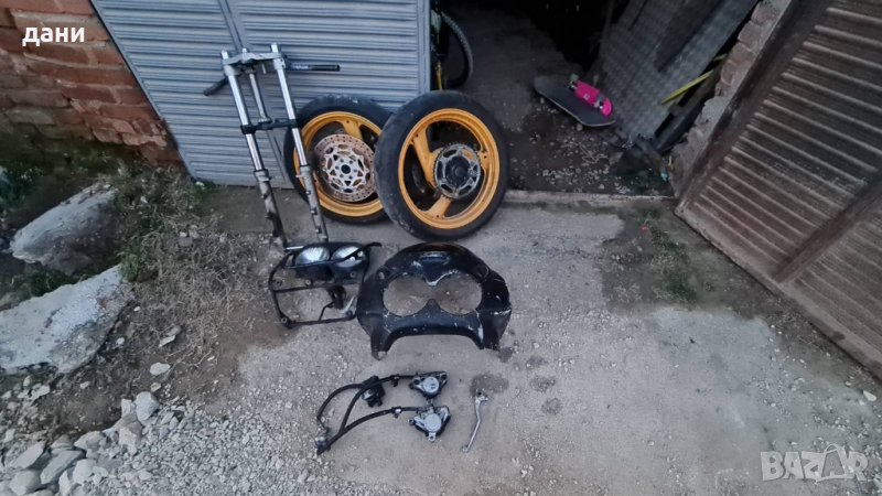 yamaha fzr 600 на части, снимка 1