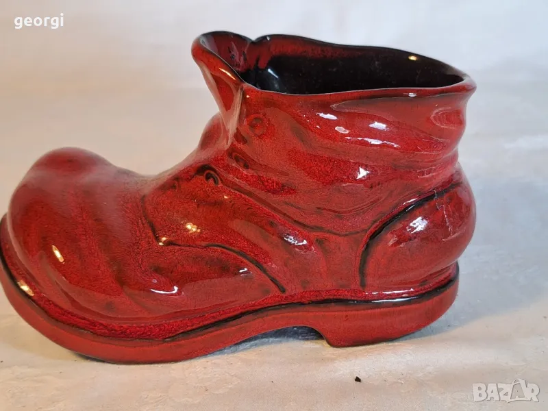 винтидж червена керамична обувка ваза моливник    4/4 , снимка 1