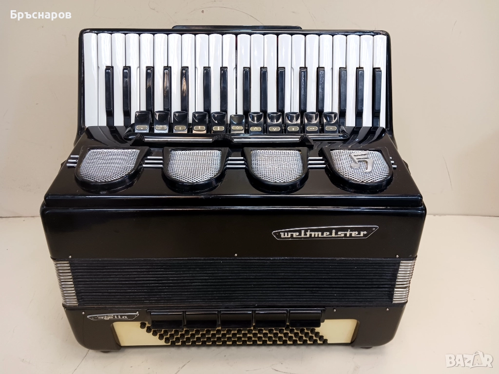 Акордеон Weltmeister Stela 96 баса, снимка 1