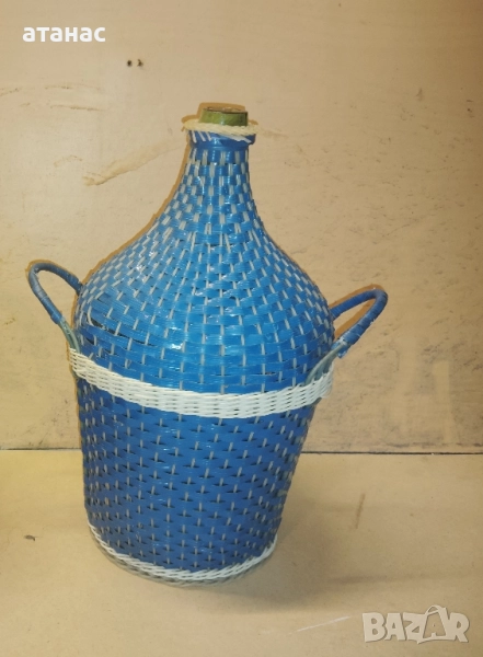 Стари стъклени дамаджани , снимка 1