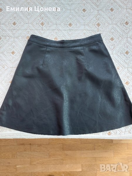 кожена пола, снимка 1