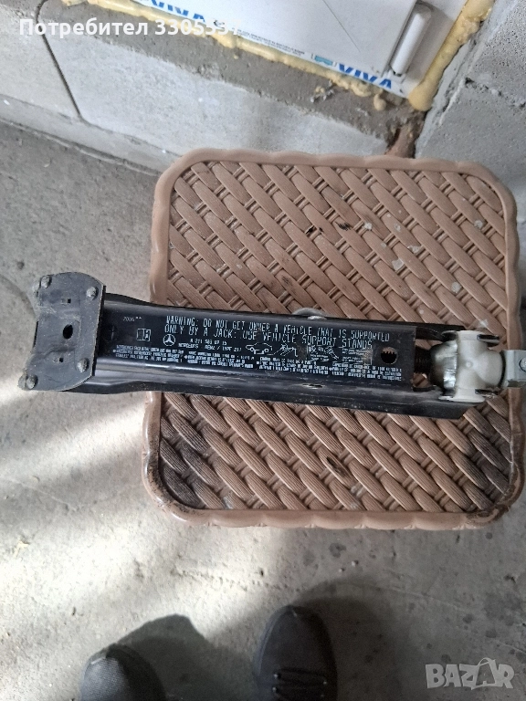 Оригинален крик за Мерцедес Бенз W211, снимка 1