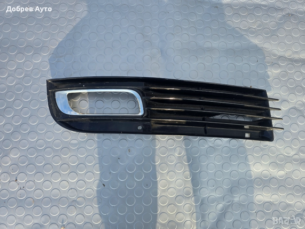 Дясна решетка за предна броня за Audi A8 D3 Facelift , снимка 1