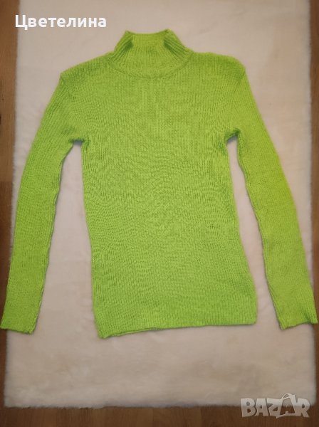 Дамска блуза в електриково зелено с поло яка размер S цена 10 лв. + подарък чорапки неон , снимка 1