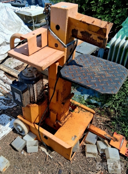 Хидравлична цепачка за дърва германска , снимка 1