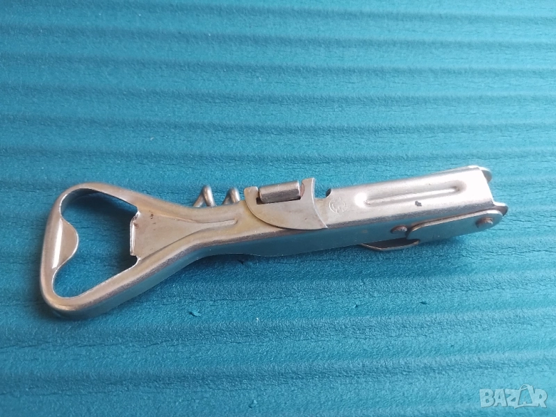 Стара отварачка за бутилки, консерви, тирбушон и др.  , снимка 1