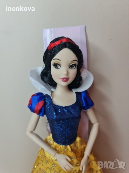 Оригинална кукла Снежанка и седемте джуджета - чупещи стави - Дисни Стор Disney Store нова без кутия, снимка 1