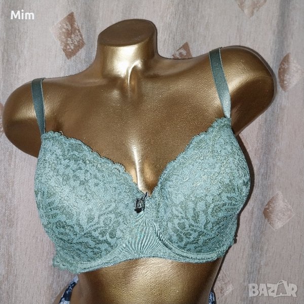hunkemoller 75 F Дантелен сутиен в зелено , снимка 1
