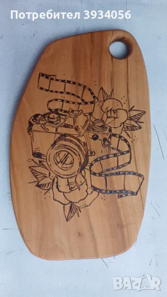 Пирографирана дъска "Фотоапарат", снимка 1