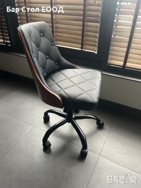 Стол на колелца Boston black /bb/, снимка 1