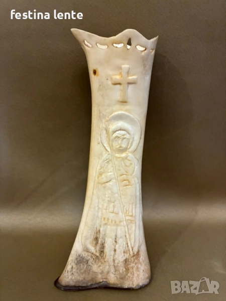 Ваза с Св.Георги изработена от животинска кост, снимка 1
