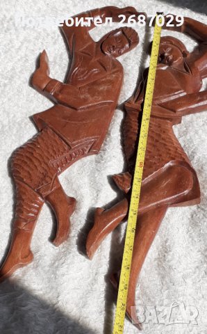 2х2 :  2 големи дървени фигури, пана - танц, Италия - 2 ретро фигури серенада, мъж жена, снимка 4 - Статуетки - 37587473