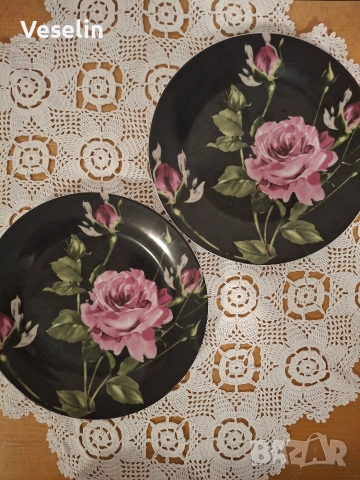 Комплект от 2 броя порцеланови чинии 