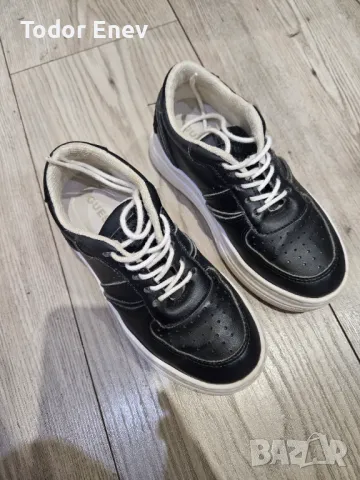 Детски обувки Guess , снимка 5 - Детски обувки - 49468474