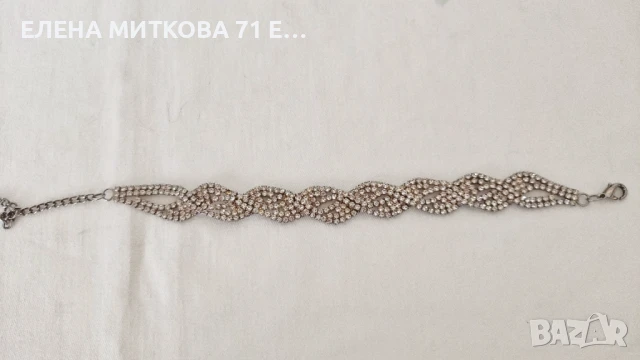 Две красиви гривни от метал и камъчета, снимка 5 - Гривни - 51318344