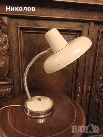 Индустриална настолна лампа 