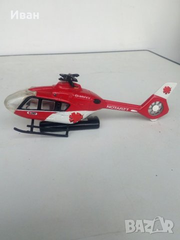 Метален хеликоптер, снимка 1 - Влакчета, самолети, хеликоптери - 32715071