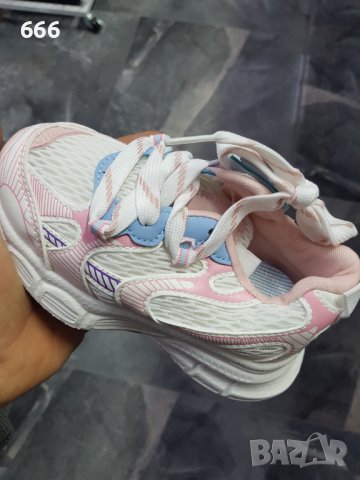 Маратонки, снимка 3 - Детски маратонки - 43189186