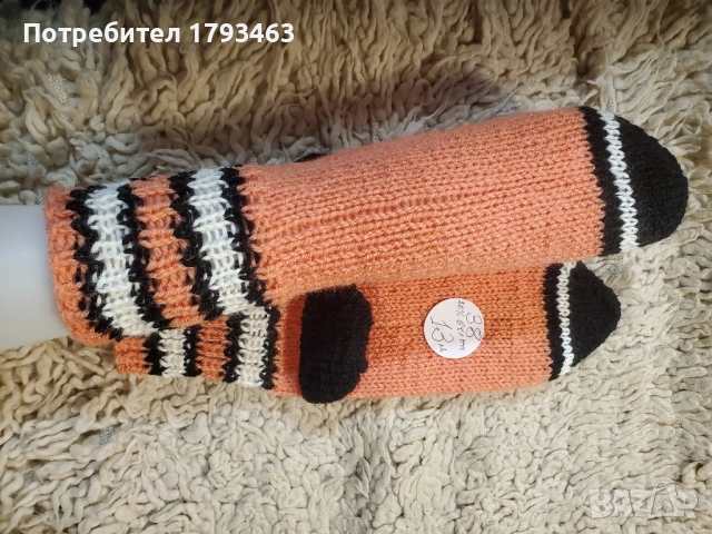 Ръчно плетени дамски чорапи, размер 38, снимка 11 - Дамски чорапи - 51487267