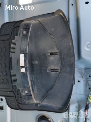 Километраж от Мерцедес Ц класа 2001г 2.2цди 143кс , снимка 7 - Части - 38088093