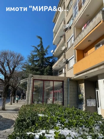 Многостаен апартамент, кв. Училищни, гр. Хасково