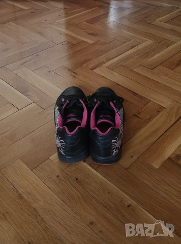 Дамски спортни обувки номер 38 , снимка 5 - Маратонки - 43804391