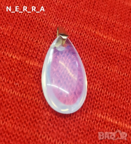 Висулка лунен камък