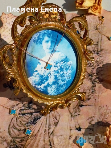 Чисто нови сребърни бижута с позлата и тюркоаз, по модел на Van Cleef. , снимка 2 - Колиета, медальони, синджири - 53603035