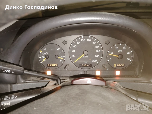 Mercedes ML 270, снимка 5 - Автомобили и джипове - 51161544