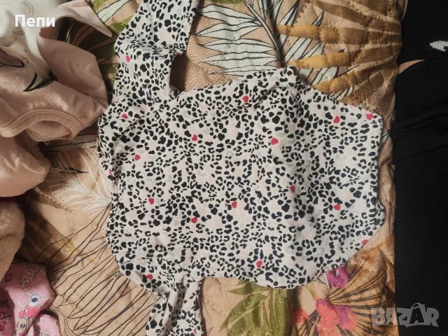 Бебешко боди Guess, снимка 3 - Бодита за бебе - 48825520