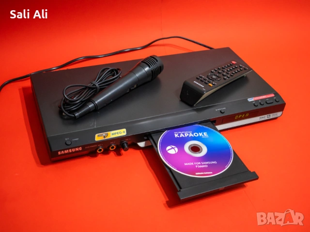SAMSUNG караоке система DVD плейър с микрофон 150 бг песни DVD-P366KD