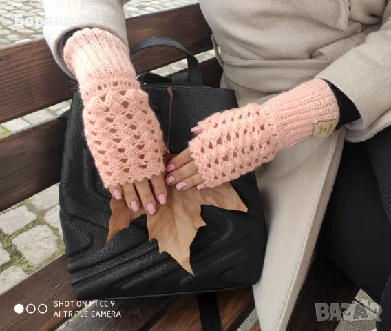 Handmade дамски ръкавици без пръсти с лого, снимка 4 - Ръкавици - 49680236