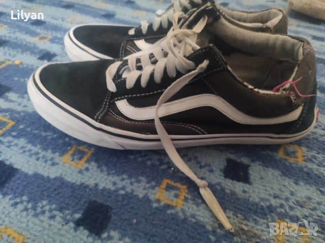 Открийте вечната класика от Vans! Перфектен избор за любителите на уличната мода, . Unisex, снимка 2 - Кецове - 52803830