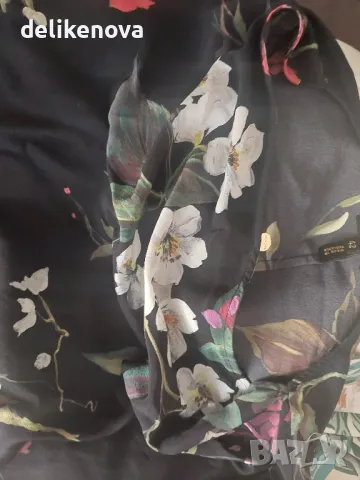 ESCADA Original Size L 100% Коприна Страхотен топ, снимка 6 - Потници - 47188438