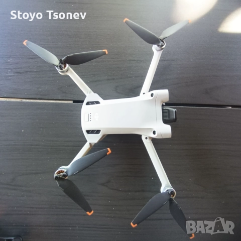 Дрон DJI Mini 3 Pro - Fly More Combo, снимка 2 - Дронове и аксесоари - 51779602