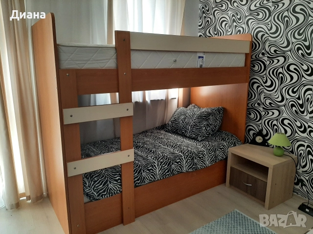 двуетажно легло