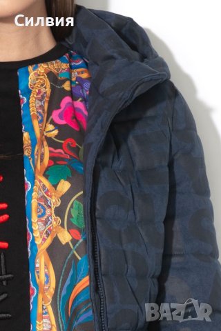 Зимно яке Desigual, снимка 2 - Якета - 43035571