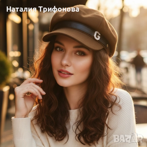 Елегантна дамска шапка тип фуражка с декоративна лента и метално лого, снимка 4 - Шапки - 52678425